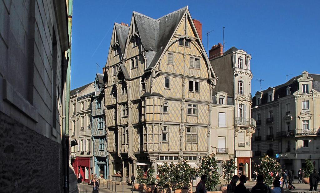 Ferienwohnung Studio Crimee Pour Deux Personnes Angers Exterior foto